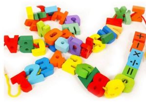 兒童玩具供應(yīng)商 如何挑選真正益智的玩具，助力孩子智力開(kāi)發(fā)